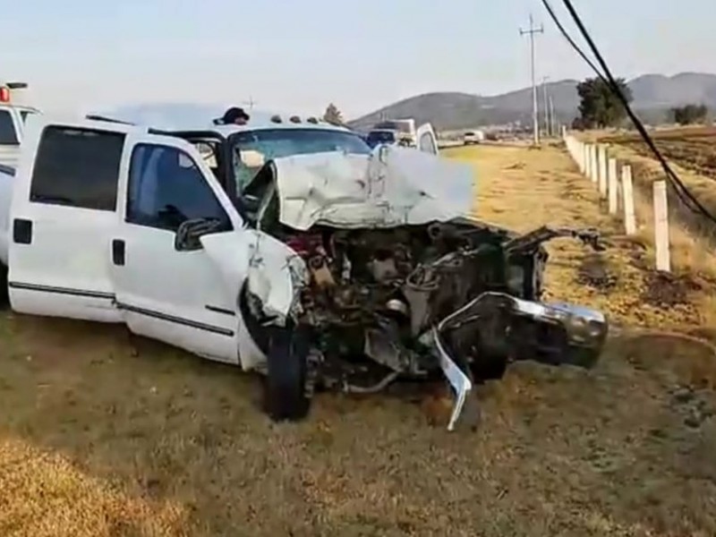 Camioneta con migrantes, inmiscuida en un incidente vial