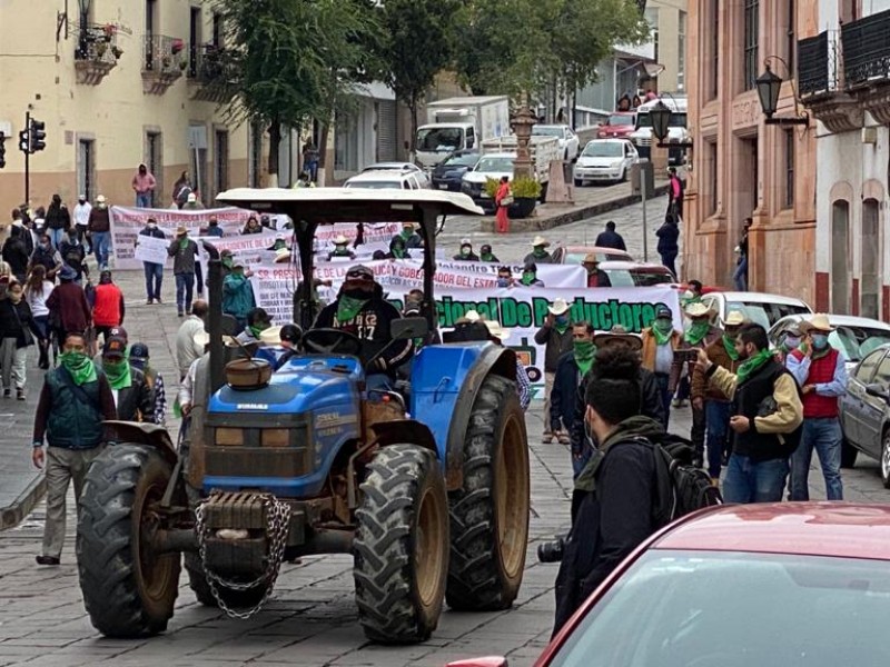 Campesinos se oponen a la venta de planta beneficiadora