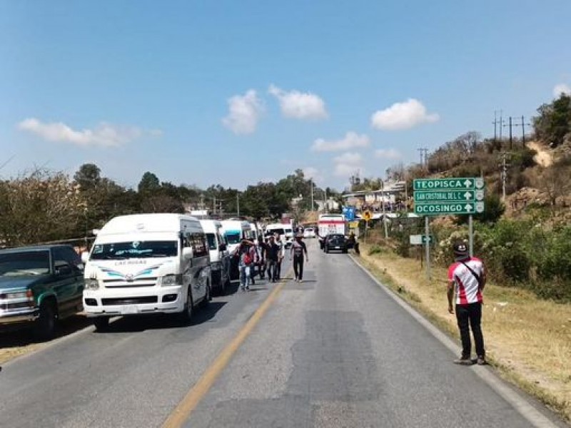 Campesinos vuelven a activar bloqueos en Teopisca