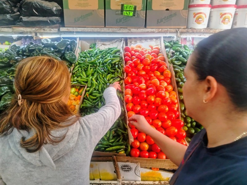 Canaco advierte posible alza en precio del tomate por aranceles de E.U.