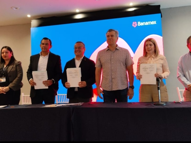 Canaco Los Mochis y Banamex firman convenio para fortalecer pequeñas empresas