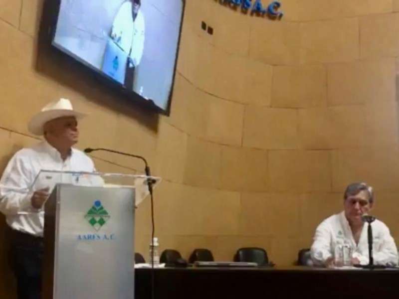 Candidato Agustín Peña se reúne con productores agrícolas