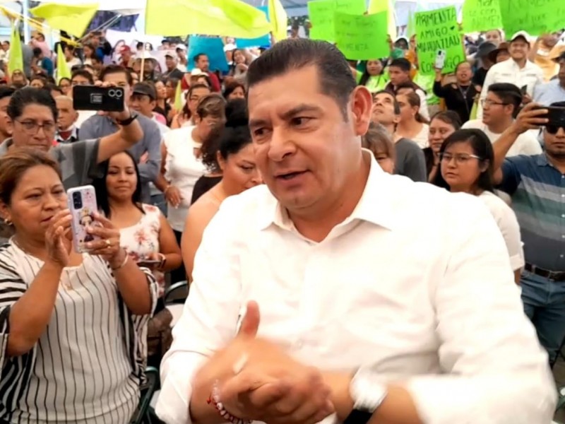 Alejandro Armenta de gira en Tehuacán