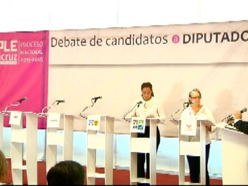 Candidatos a Diputado Federal piden debate