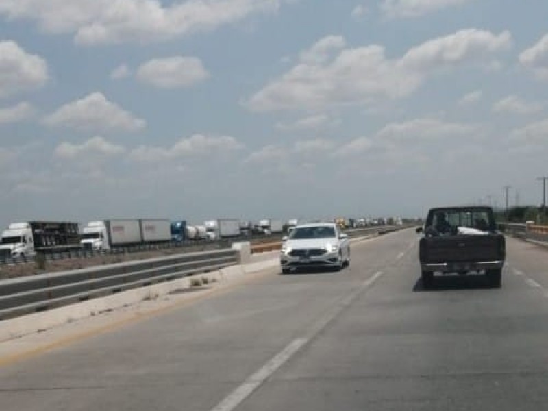 Caos en carreteras por bloqueos yaquis