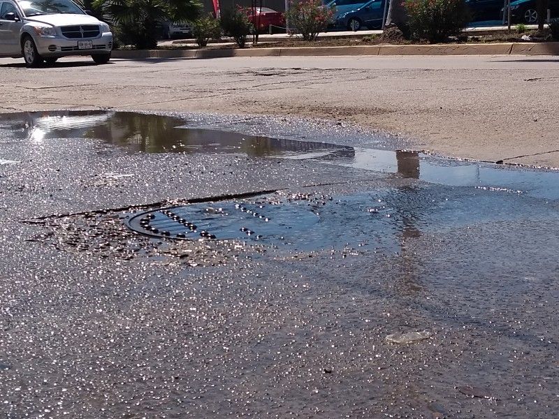 📹Caos ocasionan condiciones de calles de Los Mochis