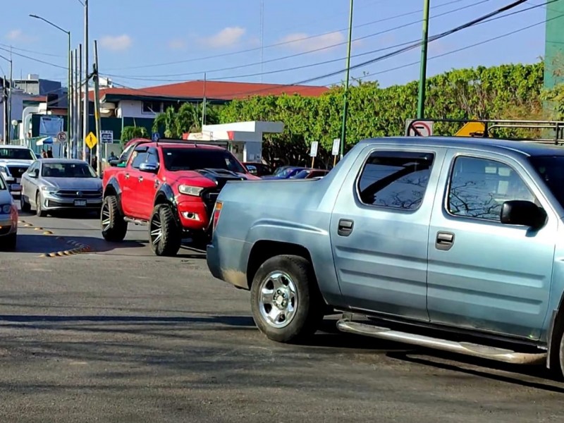 Caos vial en la zona oriente de Tuxtla Gutiérrez