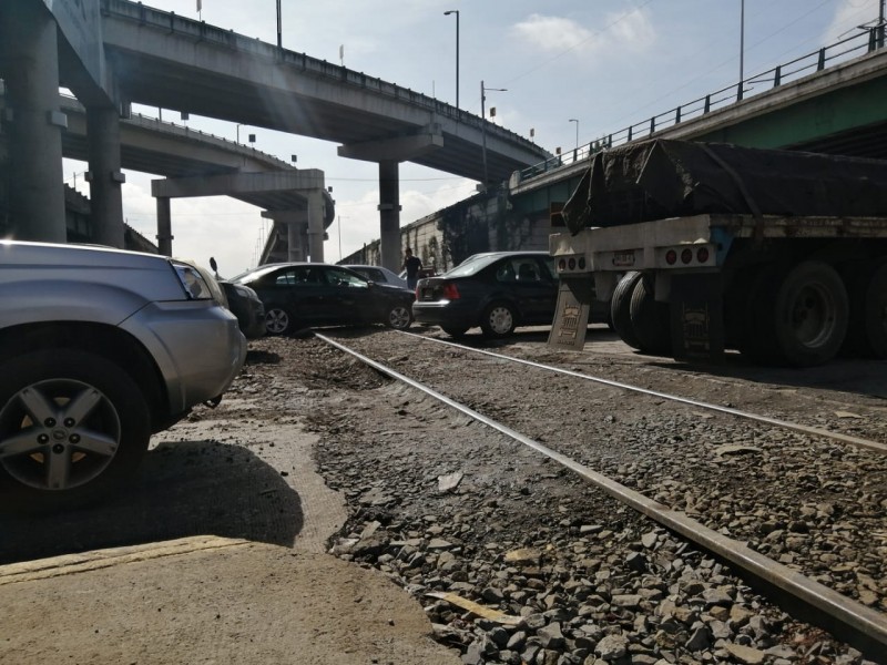 Caos víal por repavimentación en  Blvd. Aeropuerto