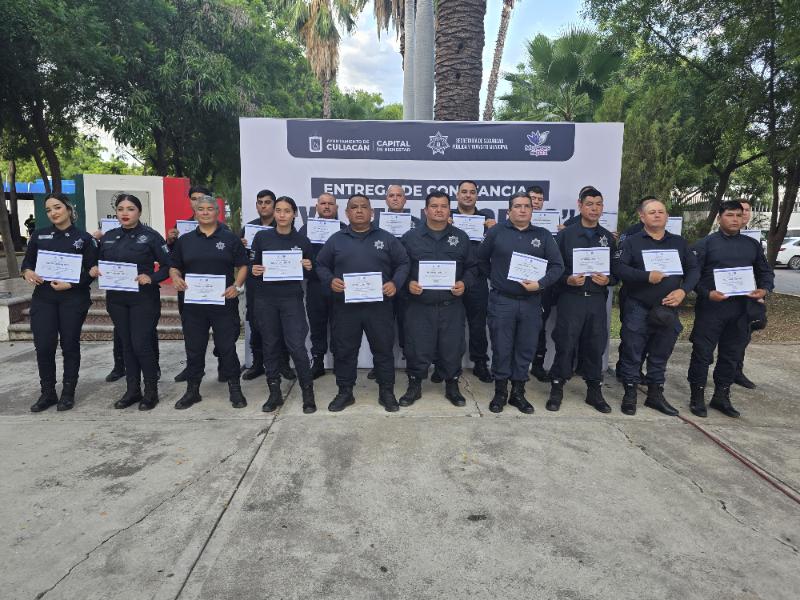 Capacitan a 160 policías de Culiacán en bienestar emocional
