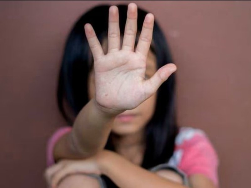 Capacitan a escuelas en Tuxpan contra abuso y maltrato infantil