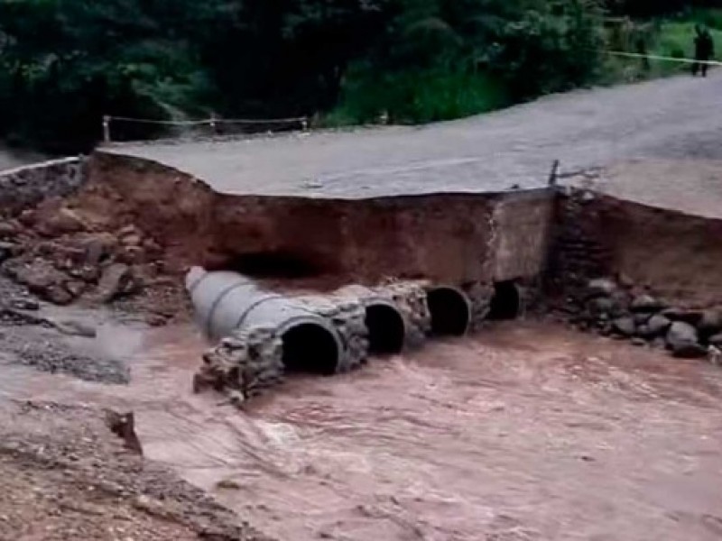 Capacitan a municipios para que no colapsen obras por lluvias