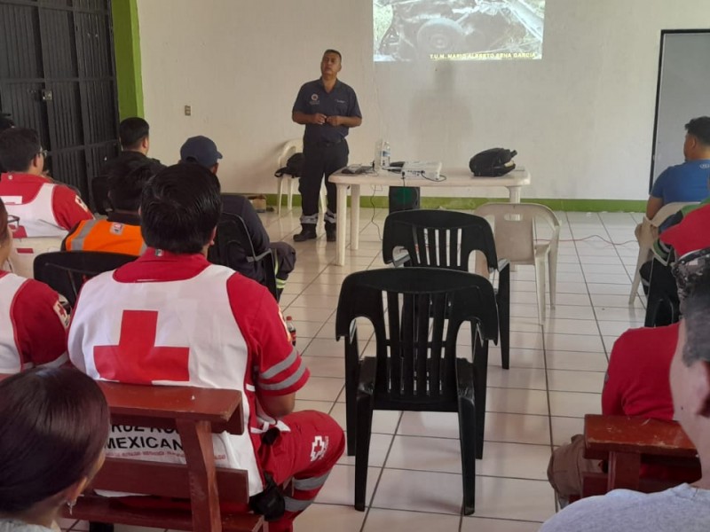 Capacitan a personal de rescate en extracción de personas