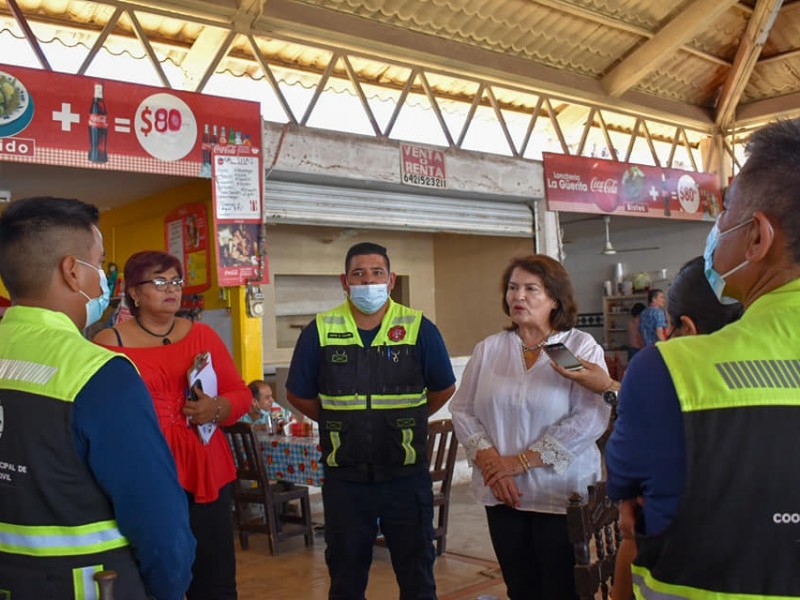 Capacitan a personal del mercado municipal en Navojoa