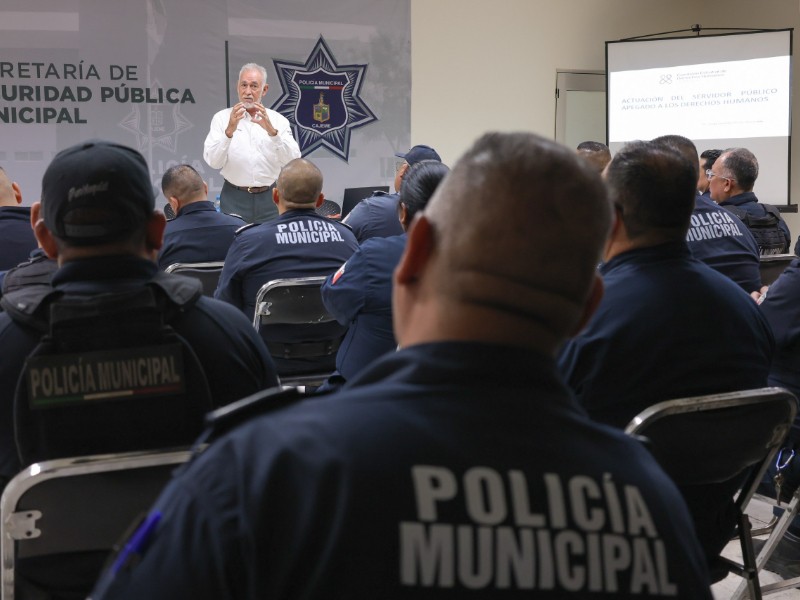 Capacitan a policías de Cajeme en derechos humanos