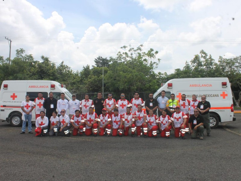 Capacitan en Poza Rica operadores en conducción segura de emergencias