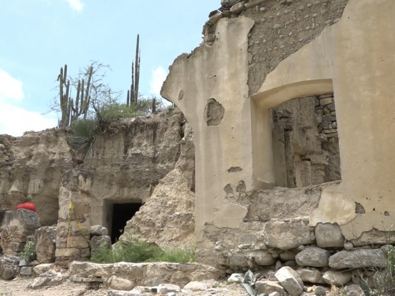 ¿Capilla enterrada o excavada?, el peso histórico de la sal