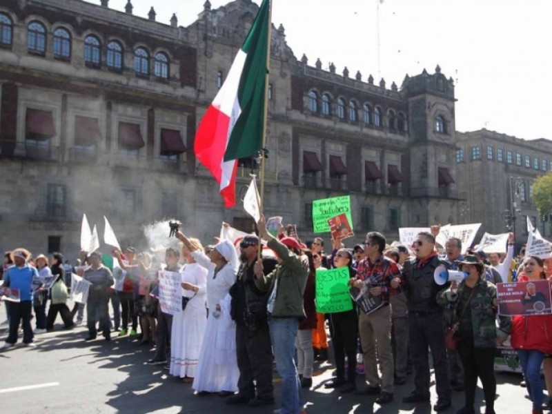 Capitalinos marchan para apoyar a Lòpez Obrador