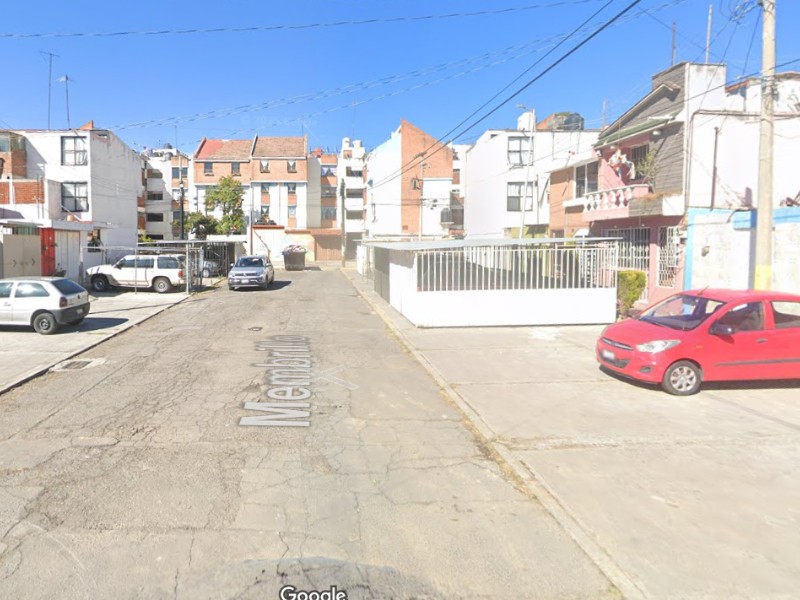 Captan a sujeto robando cable en poste del Infonavit Amalucan