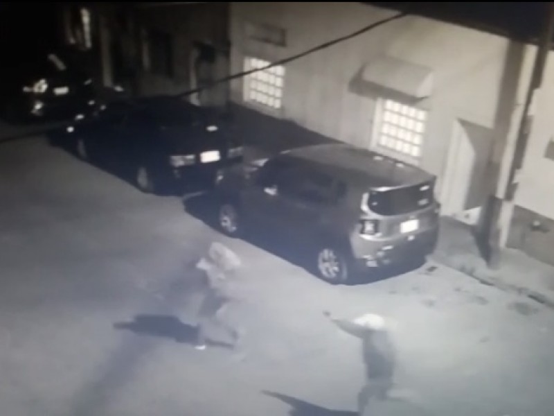 Captan en video asesinato en San Juan de Dios