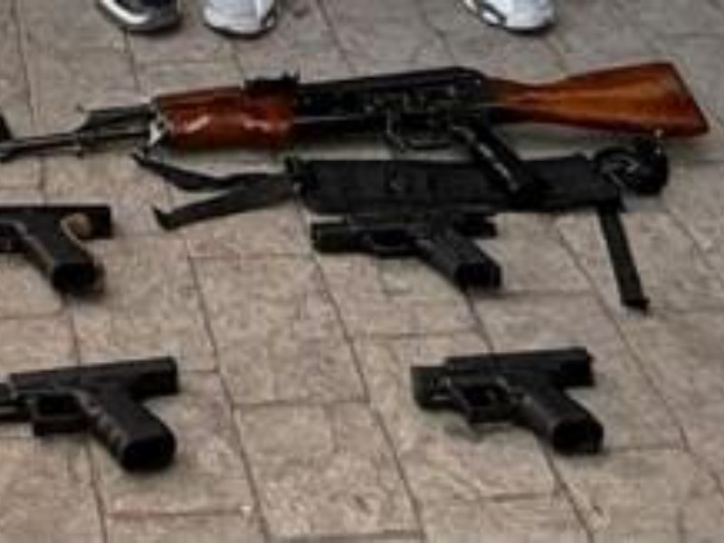 Capturan a sujetos fuertemente armados en Las Granjas