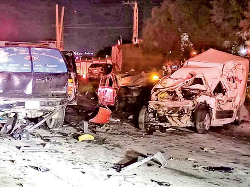 Carambola deja 2 muertos y 10 heridos en la México-Querétaro