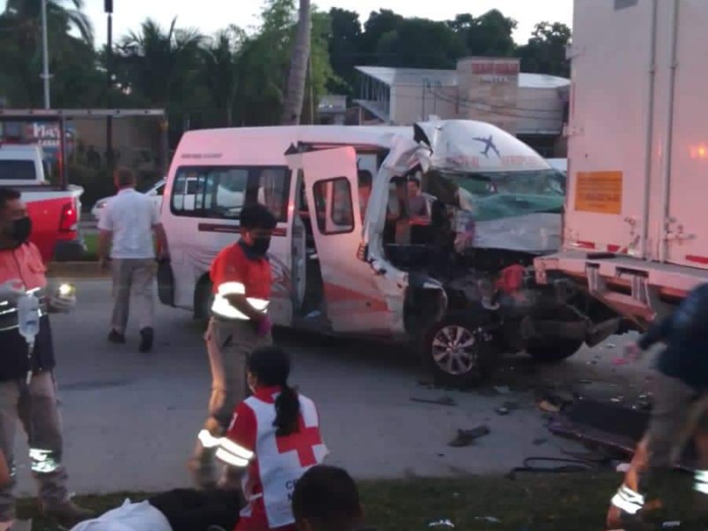 Carambola en Acapulco deja varias personas lesionadas