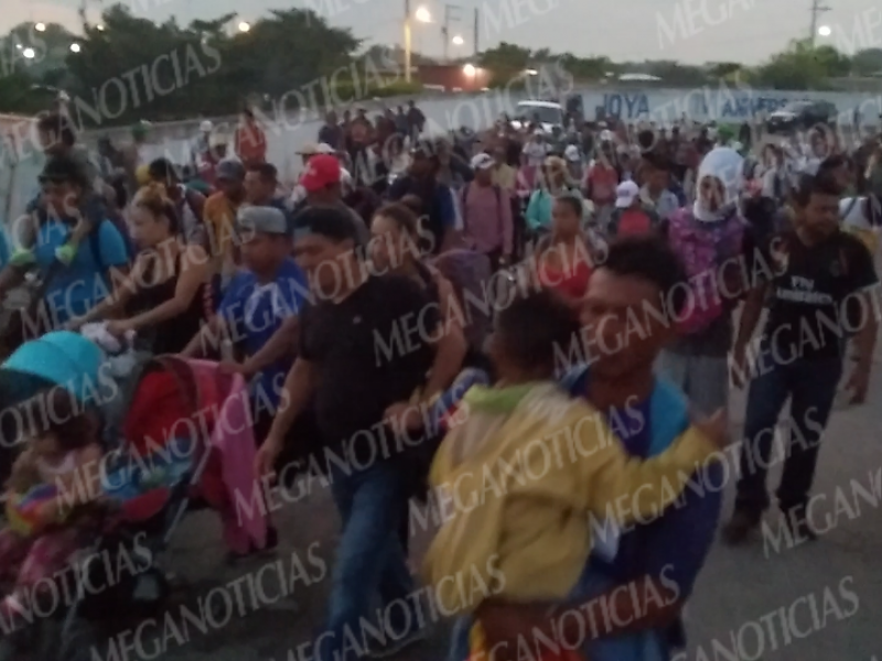 Caravana de Migrantes se dirige a Matías Romero