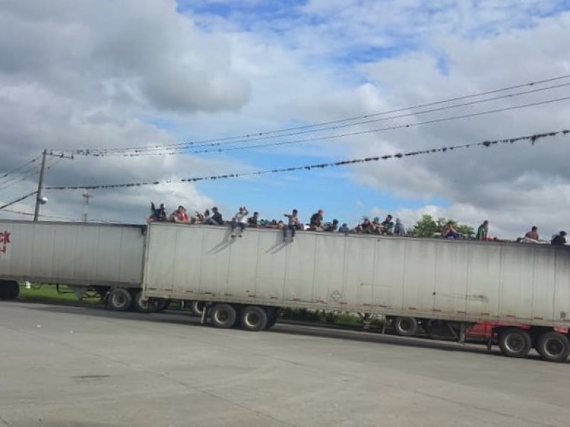 Caravana Migrante se separa y avanzan hacia Puebla