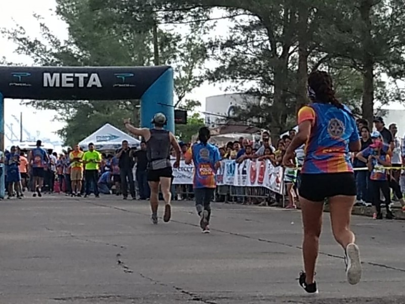 Carrera con causa