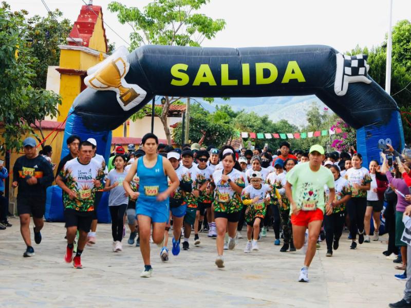 Carrera de la Milpa en San Andrés Huayapam promueve “alimentación saludable”