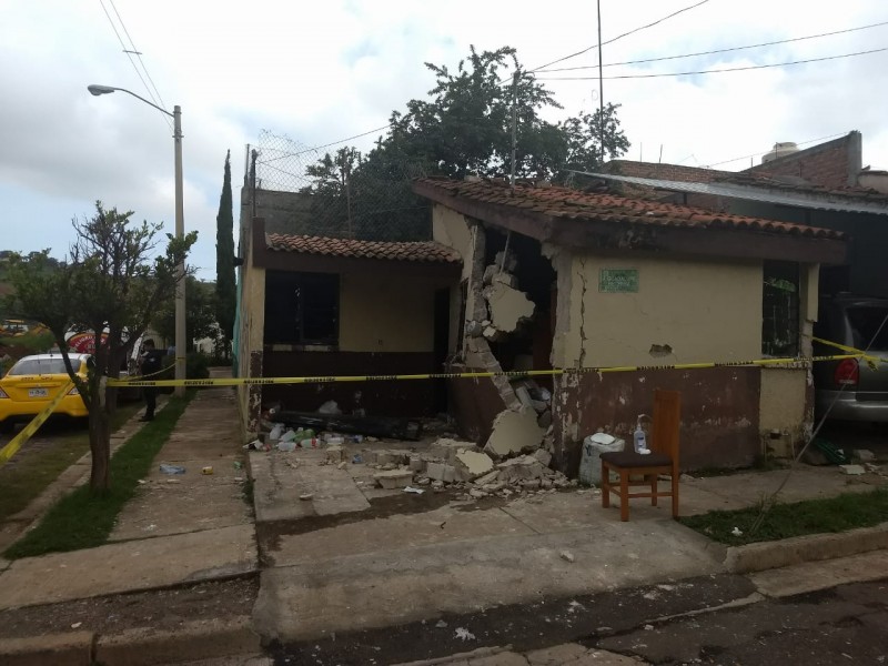Casa explota en Tepatitlán por fuga de gas