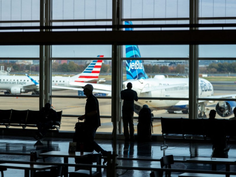 Casi 2 mil vuelos cancelados en EE.UU. por cierre del Gobierno