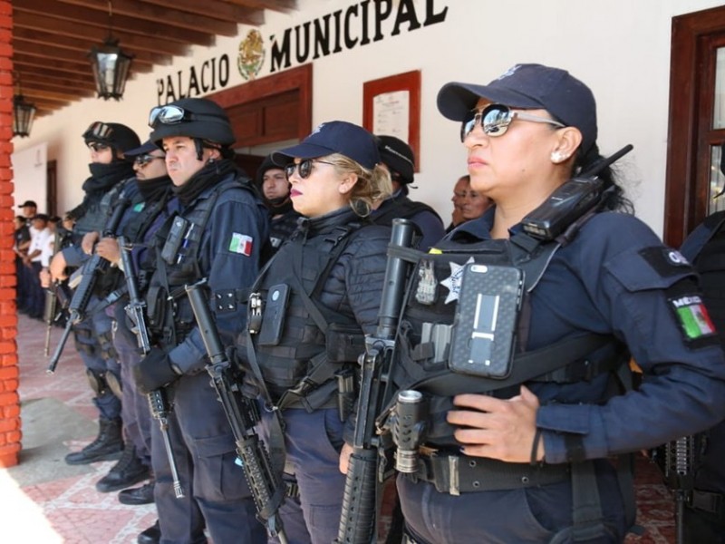 Casi 200 policías protegen a candidatos a gobernador en Michoacán