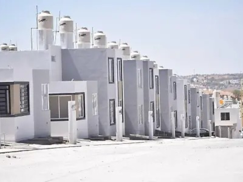 Casi 40% de trabajadores municipales sin vivienda digna