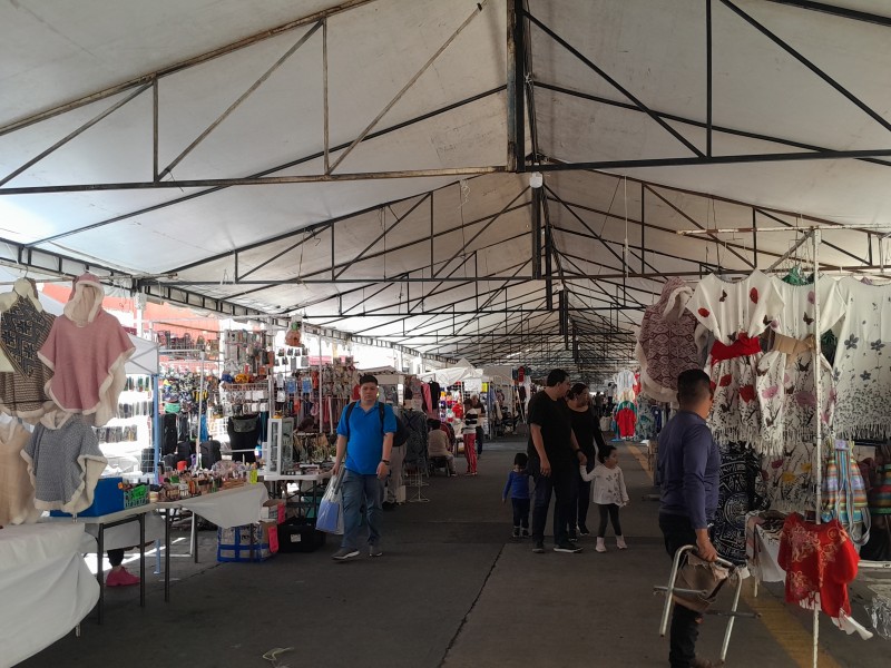 Casi 800 tolerancias para comerciantes durante verbenas populares en Morelia