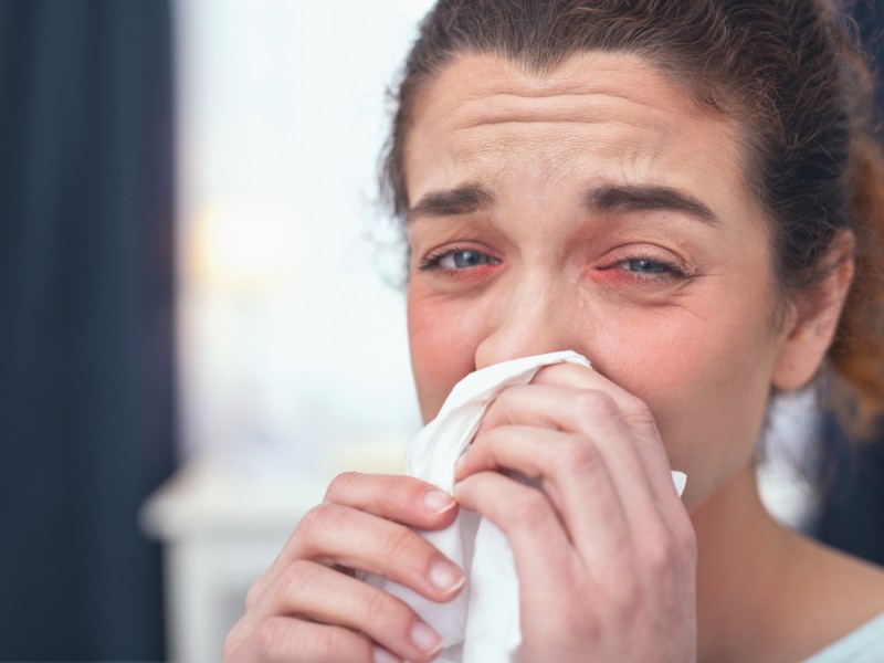 Casos de conjuntivitis y rinitis aumentan por contingencia ambiental