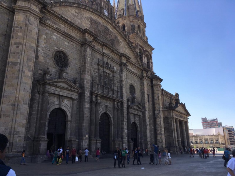 Catedral de Guadalajara espera cientos de fieles