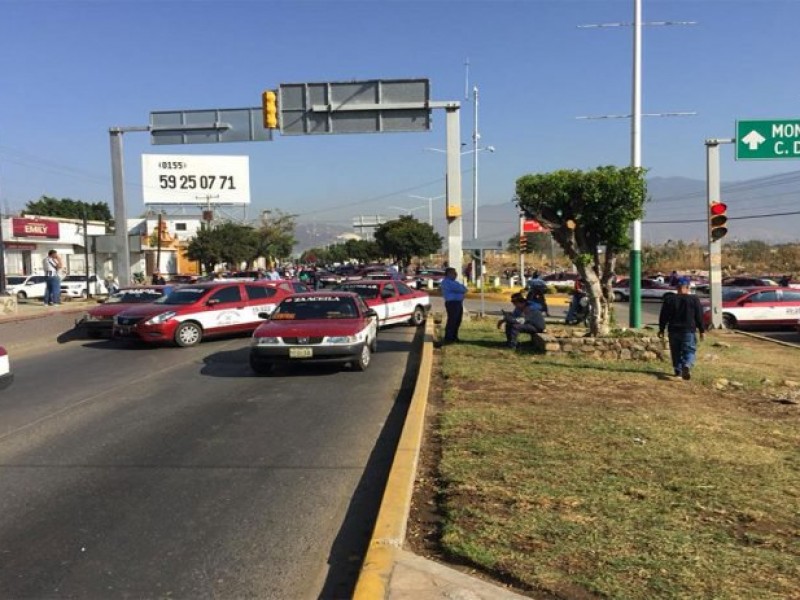 CATEM bloquean distintas partes de Oaxaca