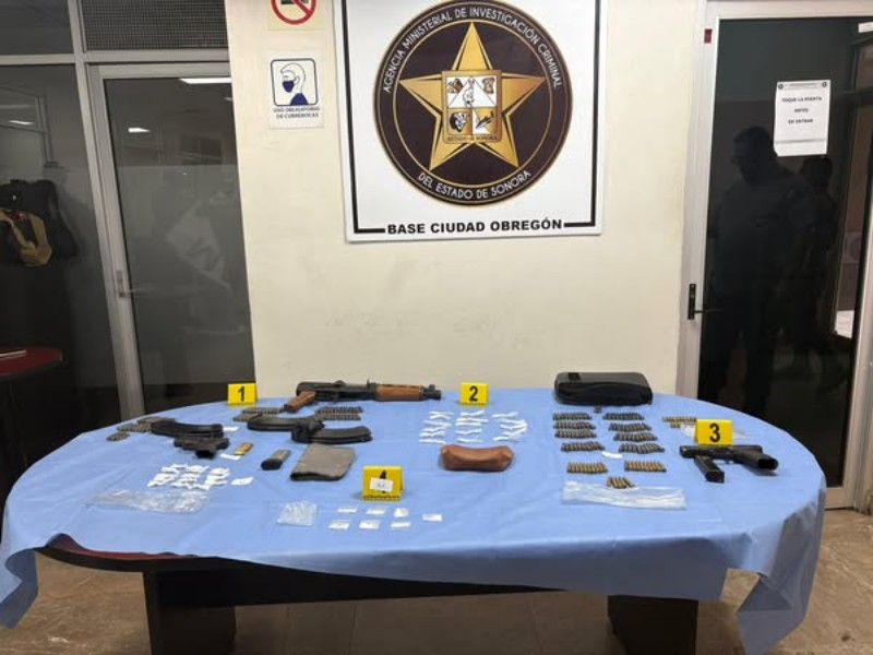 Cateo en Obregón deja dos detenidos armados