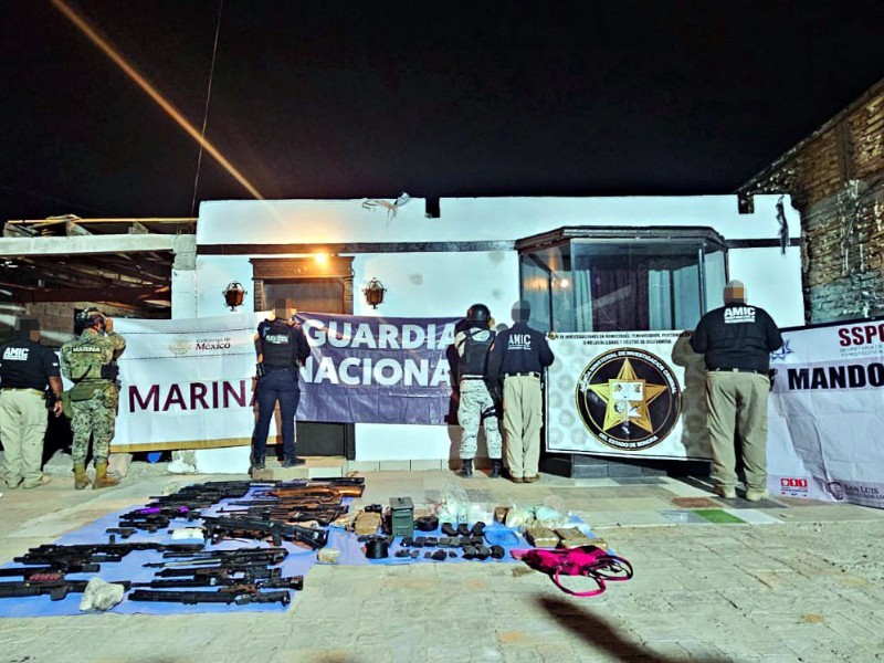 Cateo en Sonora desmantela célula delictiva con arsenal y narcóticos