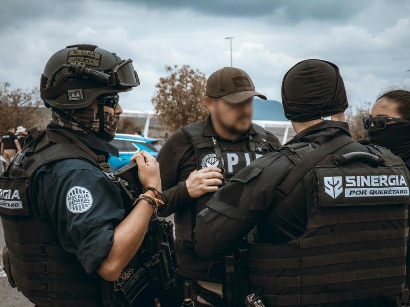 Cateos por violencia familiar y narcomenudeo dejan cuatro detenidos
