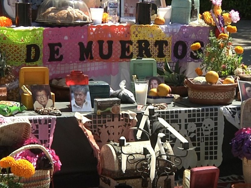 Catrinas y altares, así se vivió el Dia de muertos