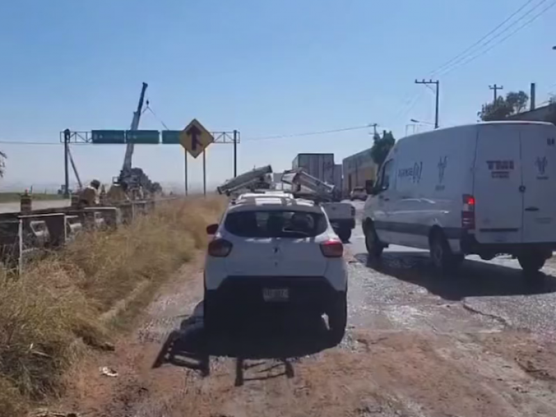 Causan problemas obras públicas federales carretera México-Querétaro