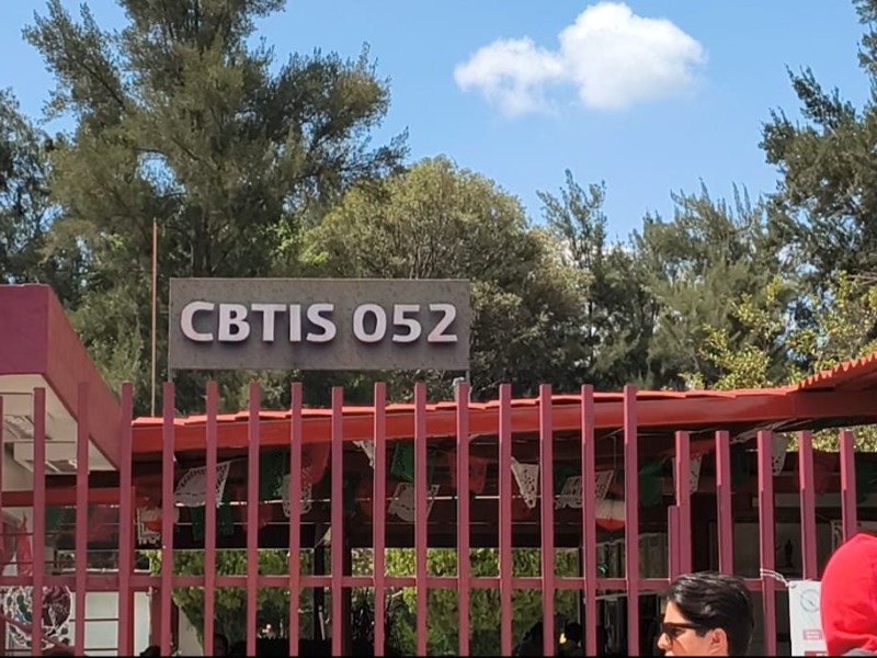 CBTIS No.52 se renueva con compromiso institucional