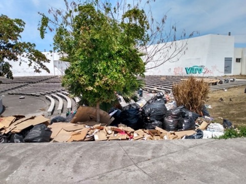 Cd. de las artes se convirtió en tiradero de basura