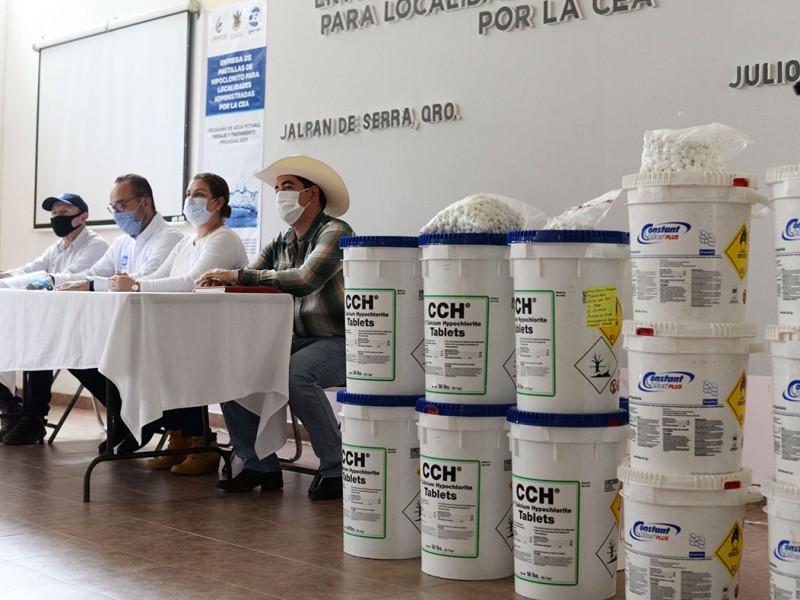 CEA entrega pastillas de cloro para desinfección de agua