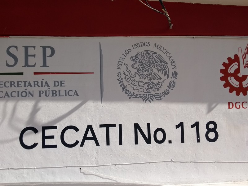 CECATI 118 firma convenio con CONALEP Magdalena.