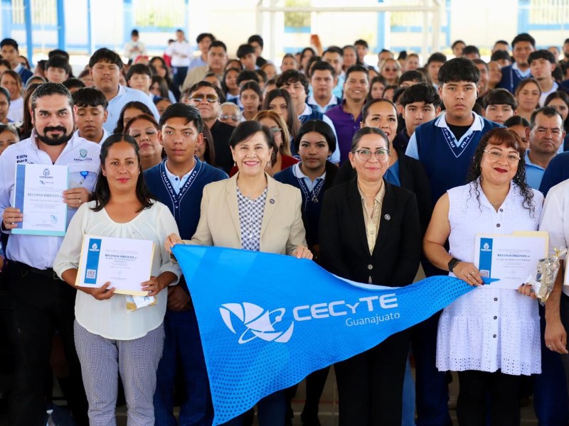 CECYTE Guanajuato cierra año con grandes resultados en educación y tecnología