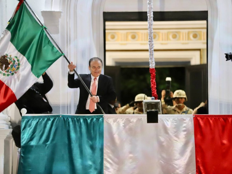 Celebra gobernador Alfonso Durazo grito indepedencia