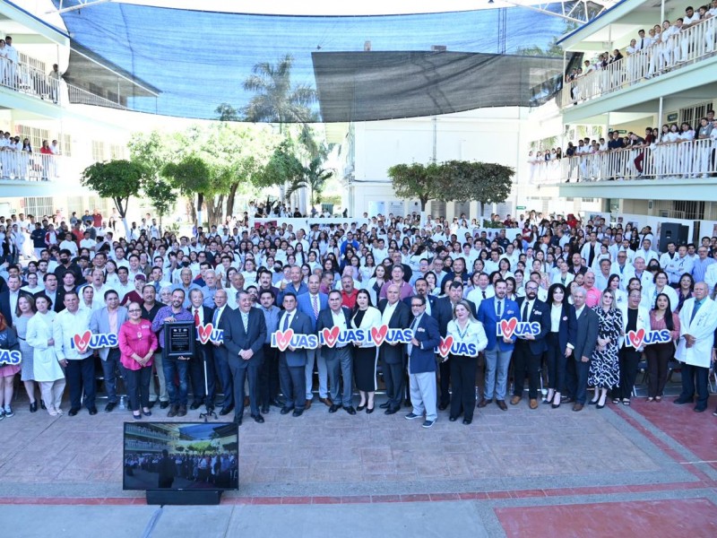 Celebran 46 aniversario de la Facultad de Medicina UAS